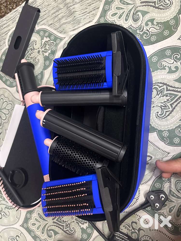 Dyson airwrap