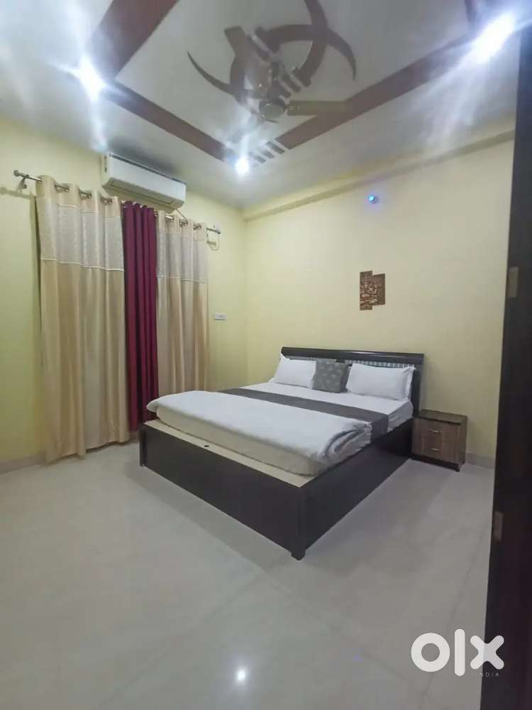 /2, bhk fully furnished flat samneghat near trama centre bhu