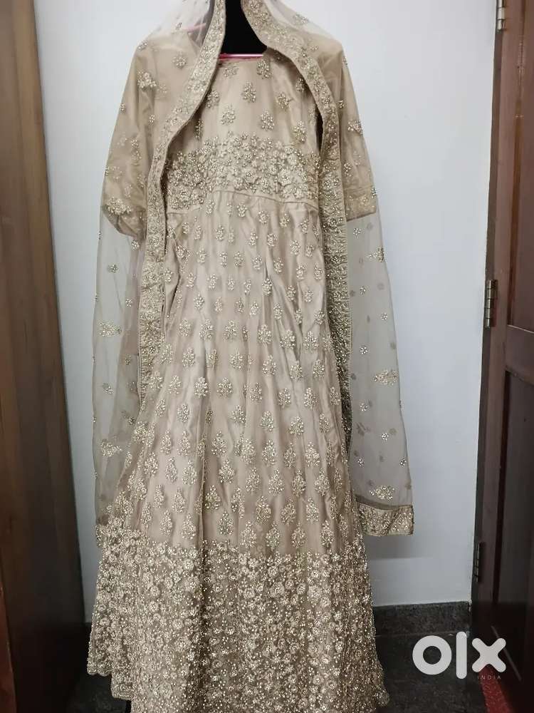 Wedding gown hand maiking for sale