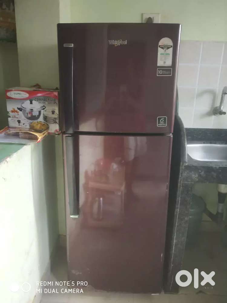 WHIRLPOOL DOUBLE DOOR FRIDGE & SEMI AUTOMATIC WASHING MACHINE