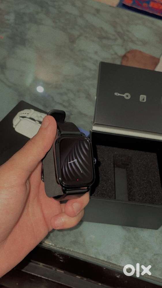 OnePlus Nord Watch + Original Box & Charger – Excellent Condition