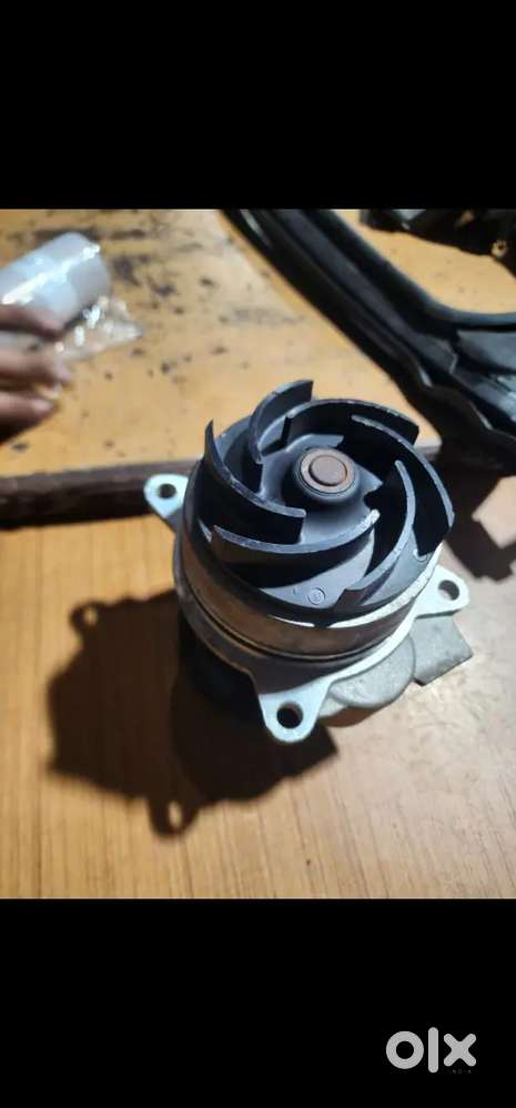 Ford Endeavour 2.0 Water Pump