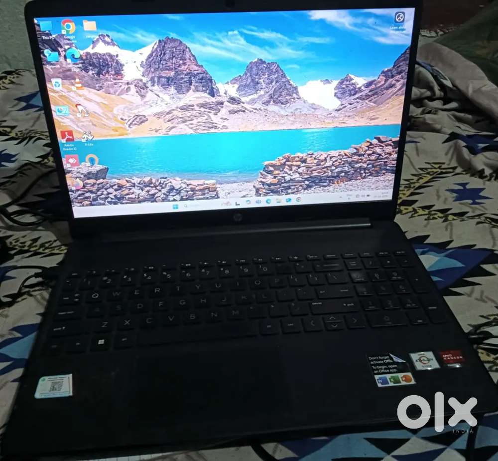 HP 3050u amd athlon processori3 8gb, 512ssd. Good condition,no scretch