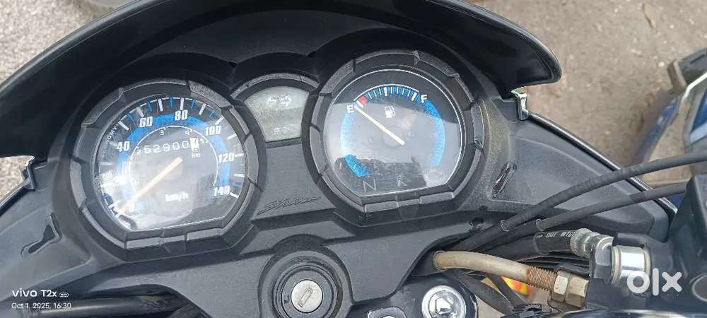 Honda shine in good condition, Single hand