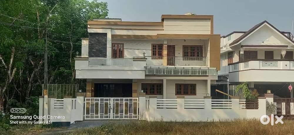Super finished house at mulamthuruthy