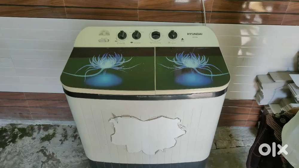HYUNDAI NEW CONDITION WASHING MACHINE