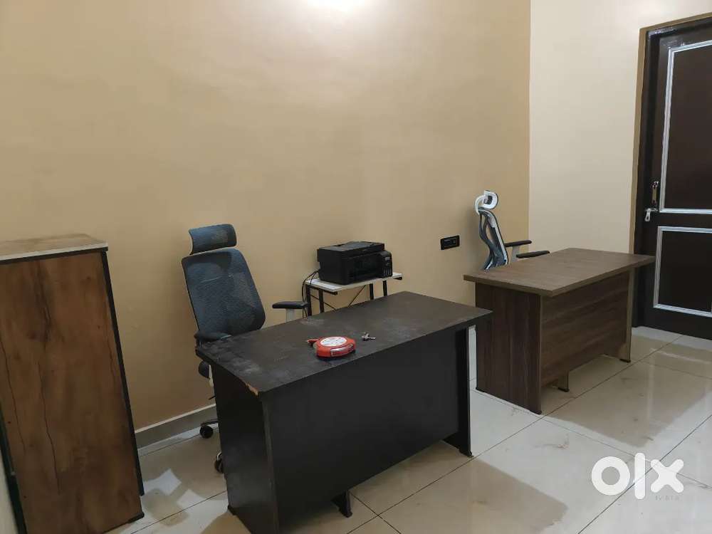 Accountant full time for office work