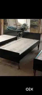 Brand new single bed without box