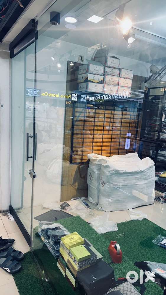 Shop glass