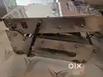 Meal tray sealing machine