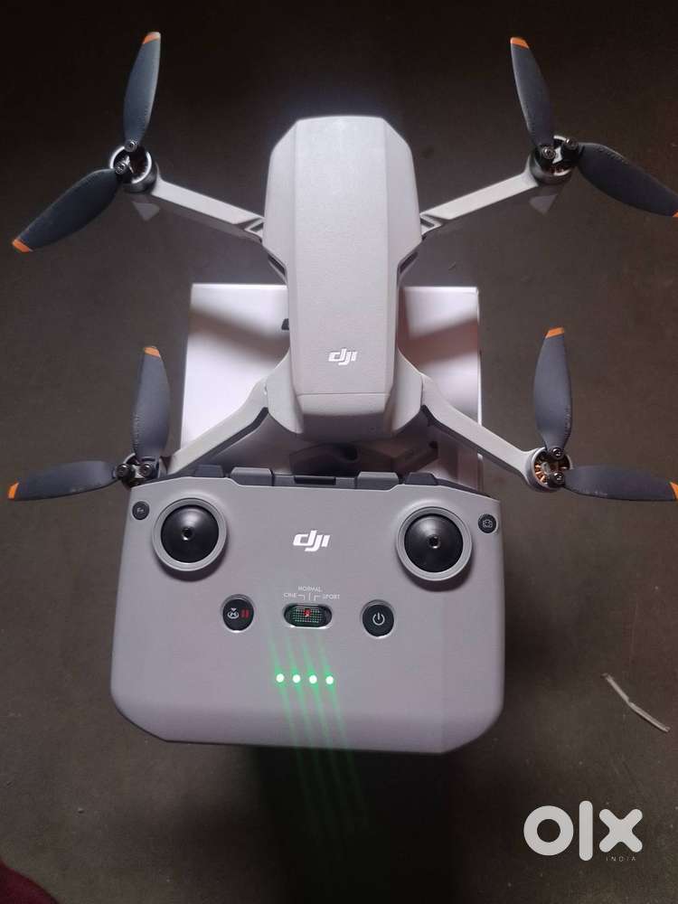 DJI MINI 4K Drone model 11/25 age 1 month