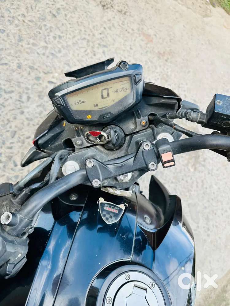 TVS Apache Rtr 4v