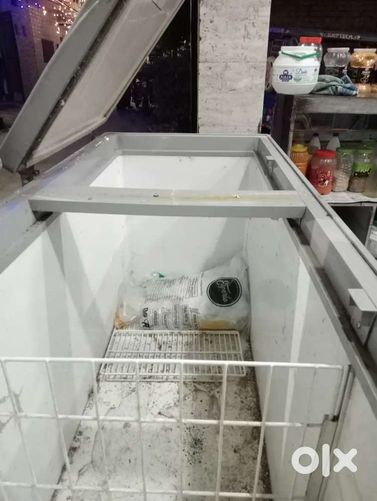 Deep freezer