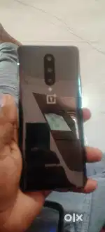 8 8 128 only charger available