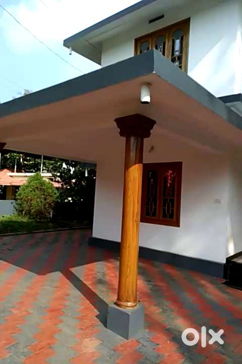 2950 sq ft house in 36 cents land near Mananthavady for sale or rentt