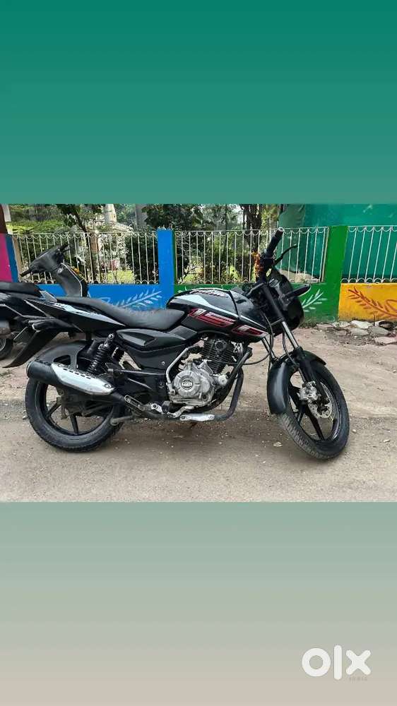 Gadi thane ki nilami se li hai sare documents available hai