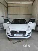 Maruti Suzuki Swift 2023 CNG & Hybrids 35000 Km genuine.