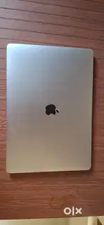 MacBook Pro i7 (2017) 15.4