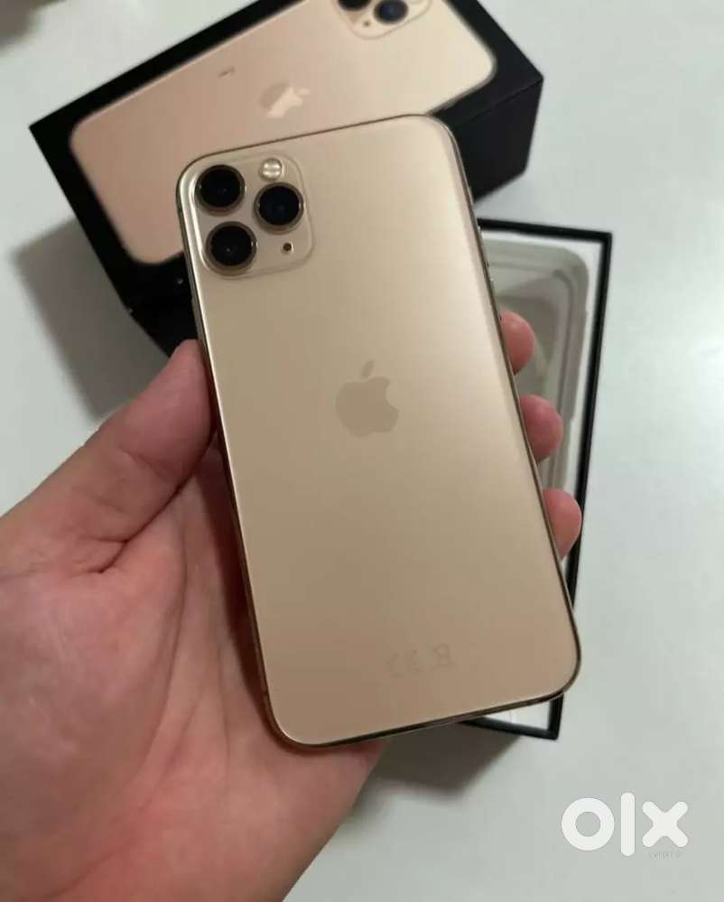 iPhone 11 pro  second hand model good condition in your budget