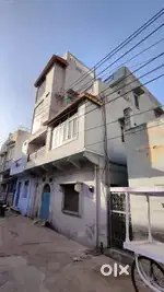3 STORY HOUSE