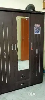 3 Door cupboard