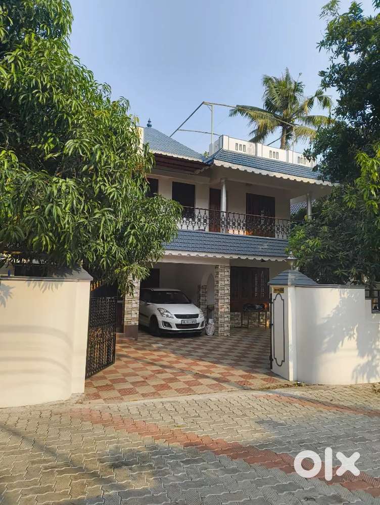 7 bedroom fully furnished home for rent  4car parking space available