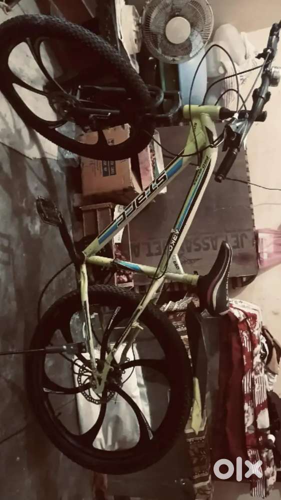 Original shimano 7 gear cycle