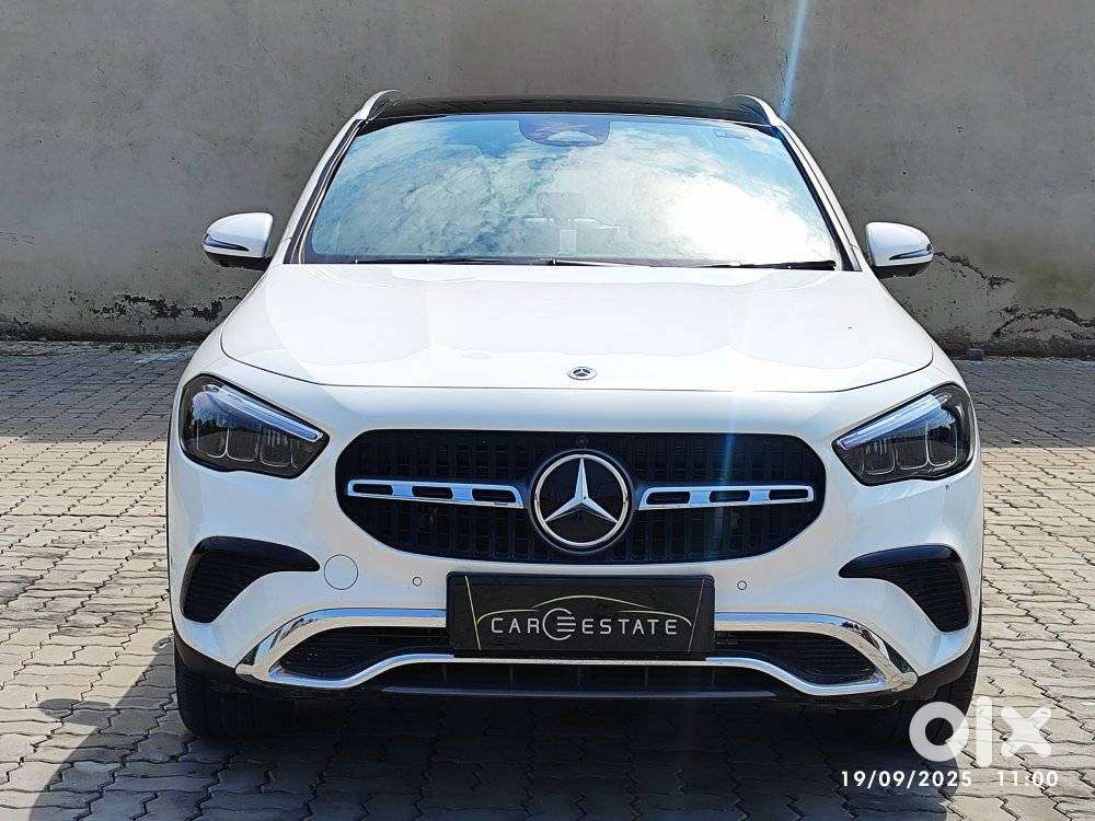 Mercedes-Benz GLA 200, 2024, Petrol