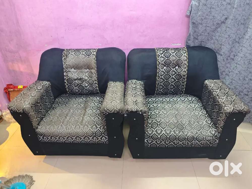 Single seating sofa