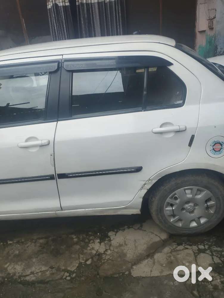 Maruti Suzuki Swift Dzire 2015 CNG & Hybrids 115000 Km Driven