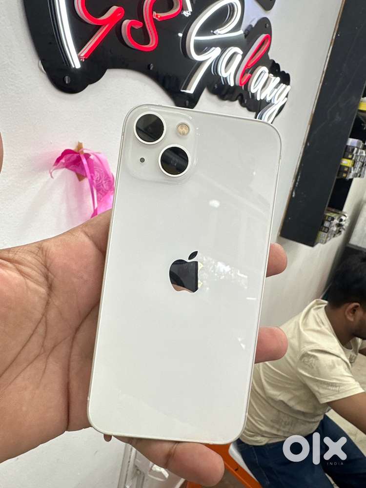 iPhone 13 Starlight 128GB 87% Battery Brand New dotless condition