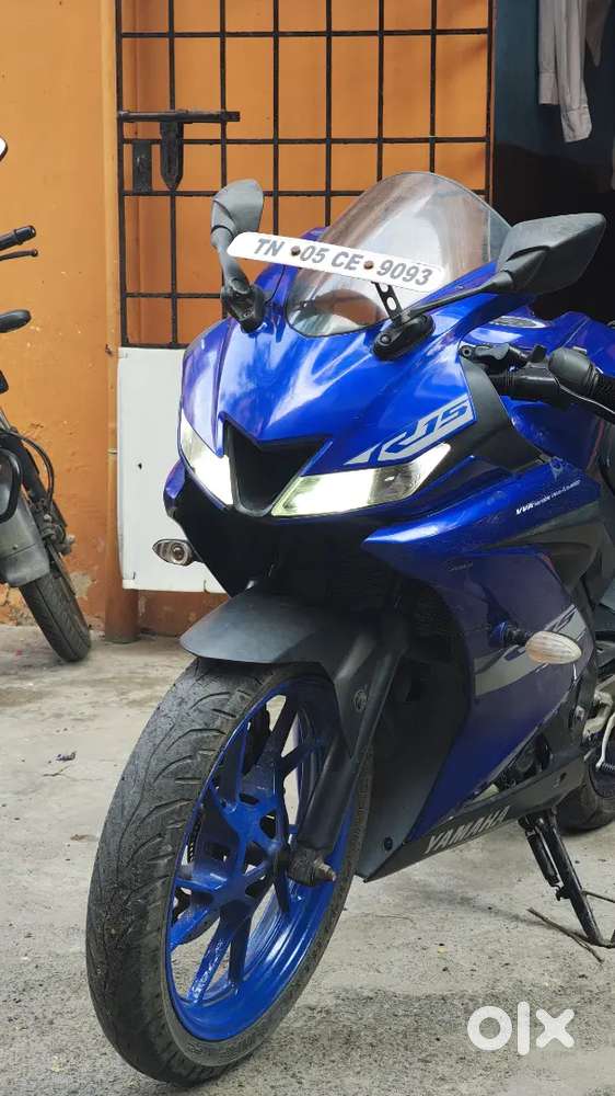 YAMAHA R15 V3 RACING BLUE