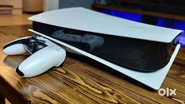 Ps5 play station 5 with one controller