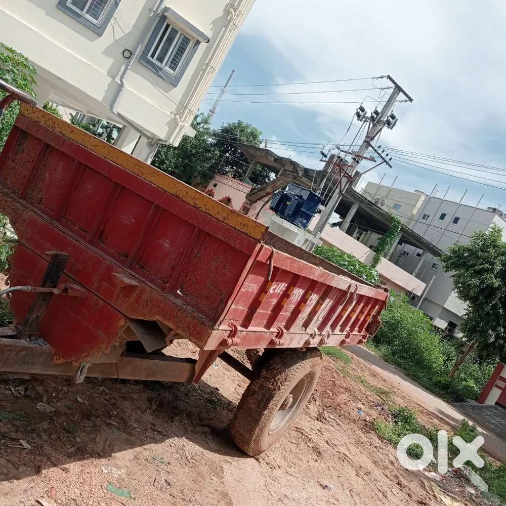 Tractor trolly