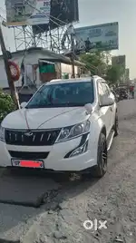 XUV 500 W6 FWD