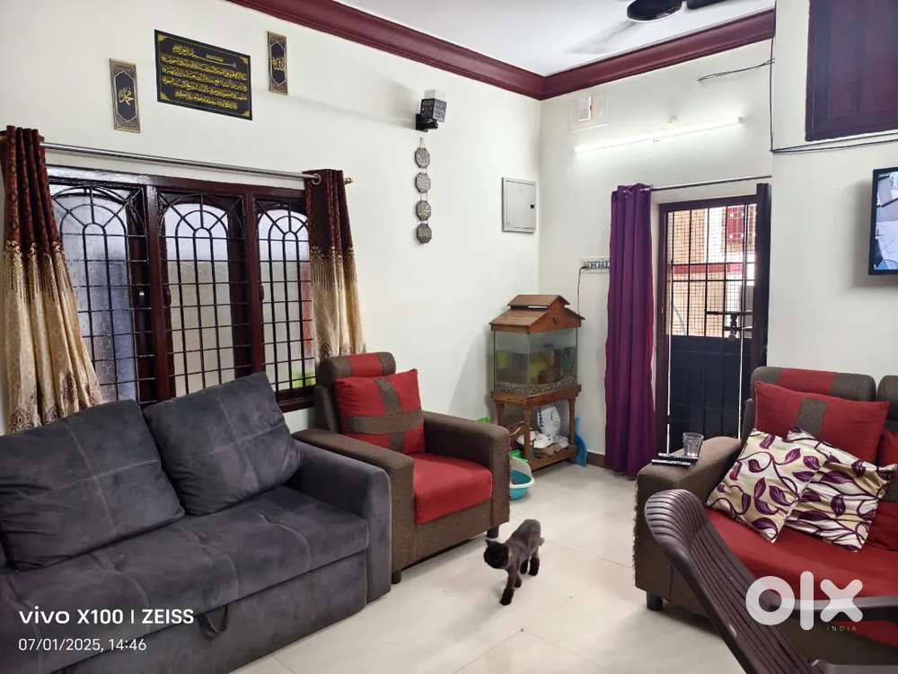 A indipendent house for sale with G+2 floors