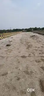 Free Hold Plot ( Greater Noida Mai ) Sirf 1.75 Lakh Mai