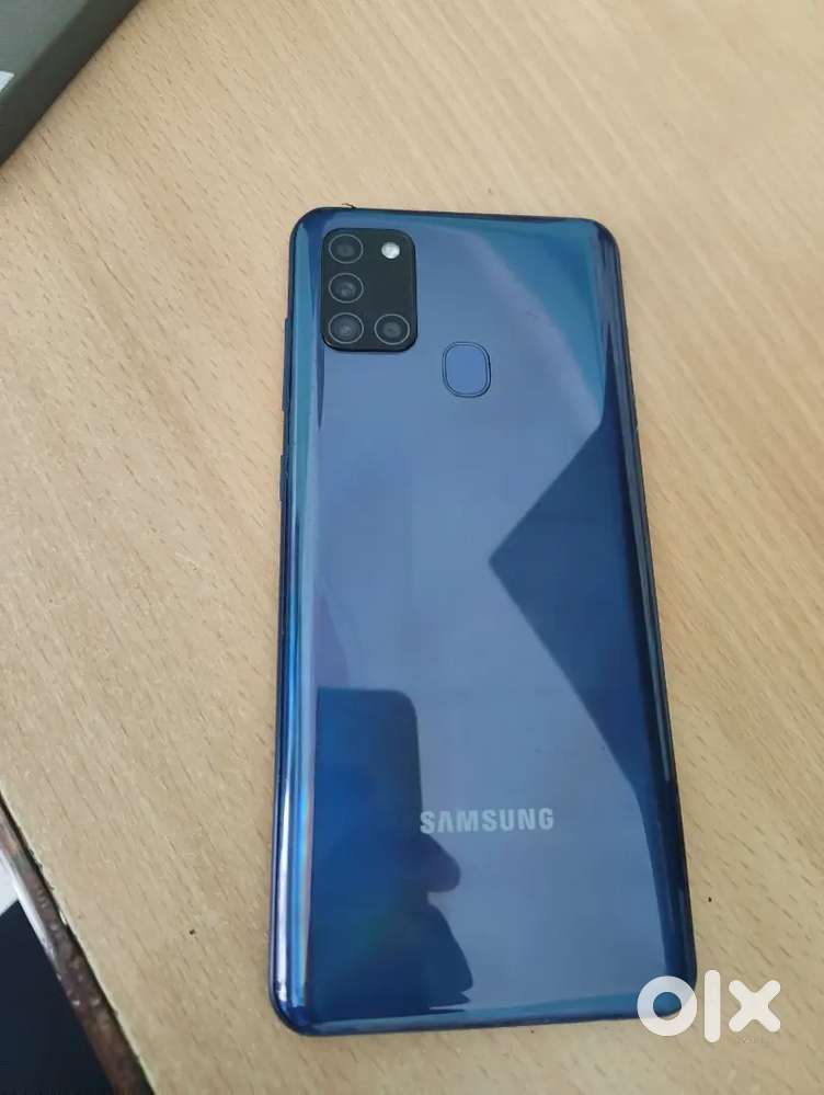 Sumsung galaxy A21s 4g smart phone 4/128 storege new cover/temple free