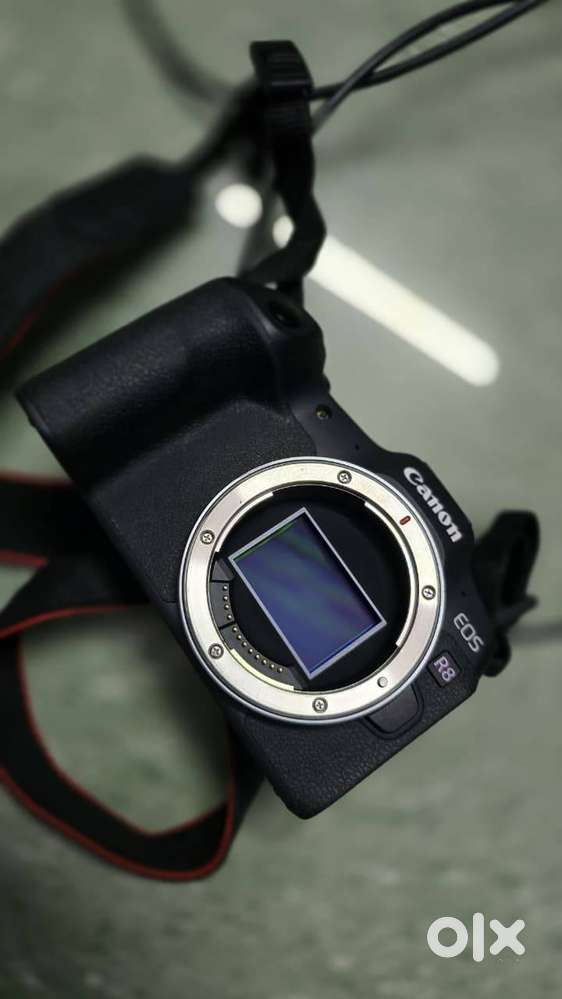 Canon Camera Kit -7-Month Warranty  Excellent