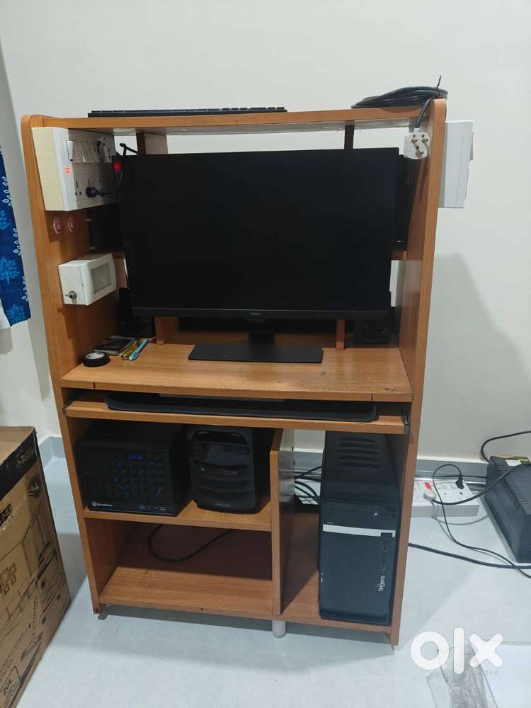 Computer Table