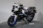 YAMAHA R15 V4 -8001