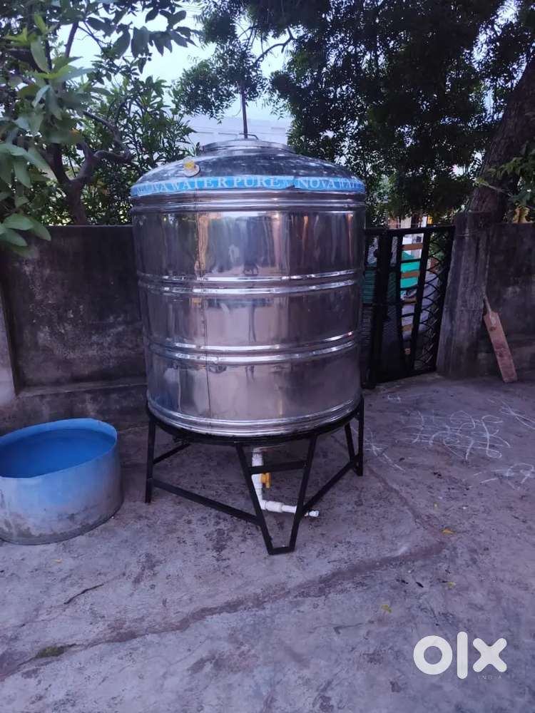 Water filter tank