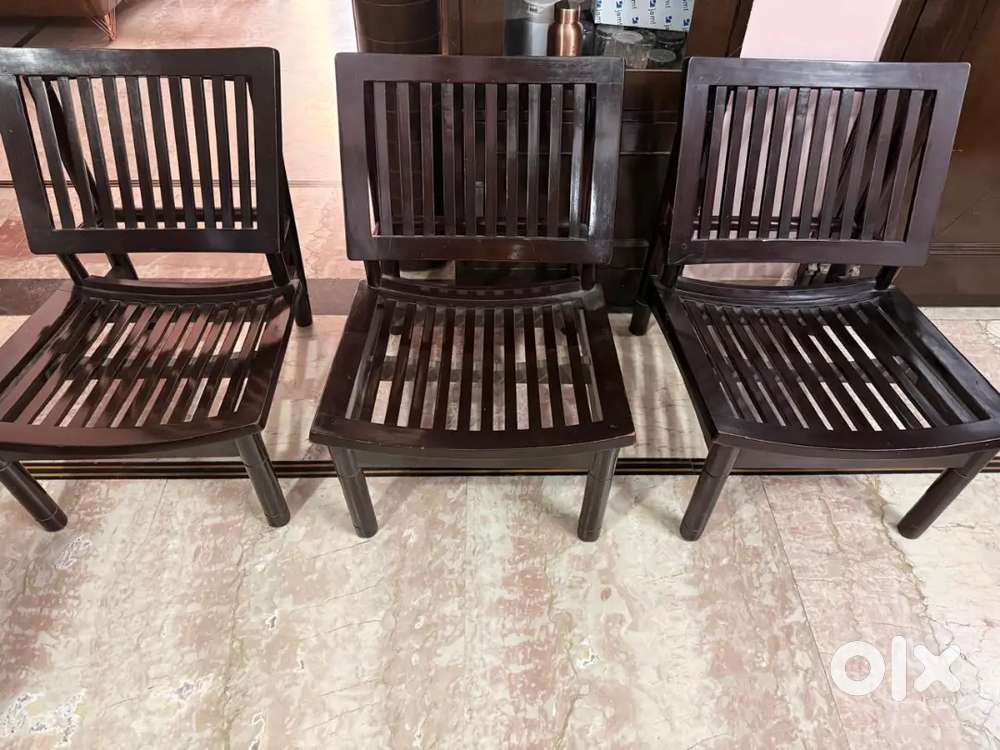 Five Wooden  Chairs in excellent condition.h