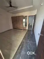 Residential 123 floors in west delhi DDA Flat nr mrkt metro