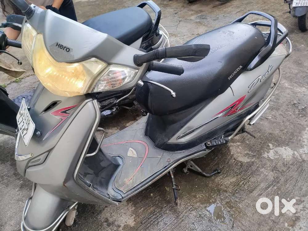 Hero duet scooty
