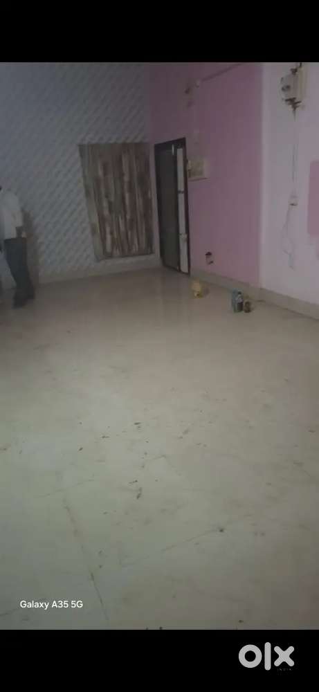 Fully independent 3 bhk couple friendly house at ghyclub area.
