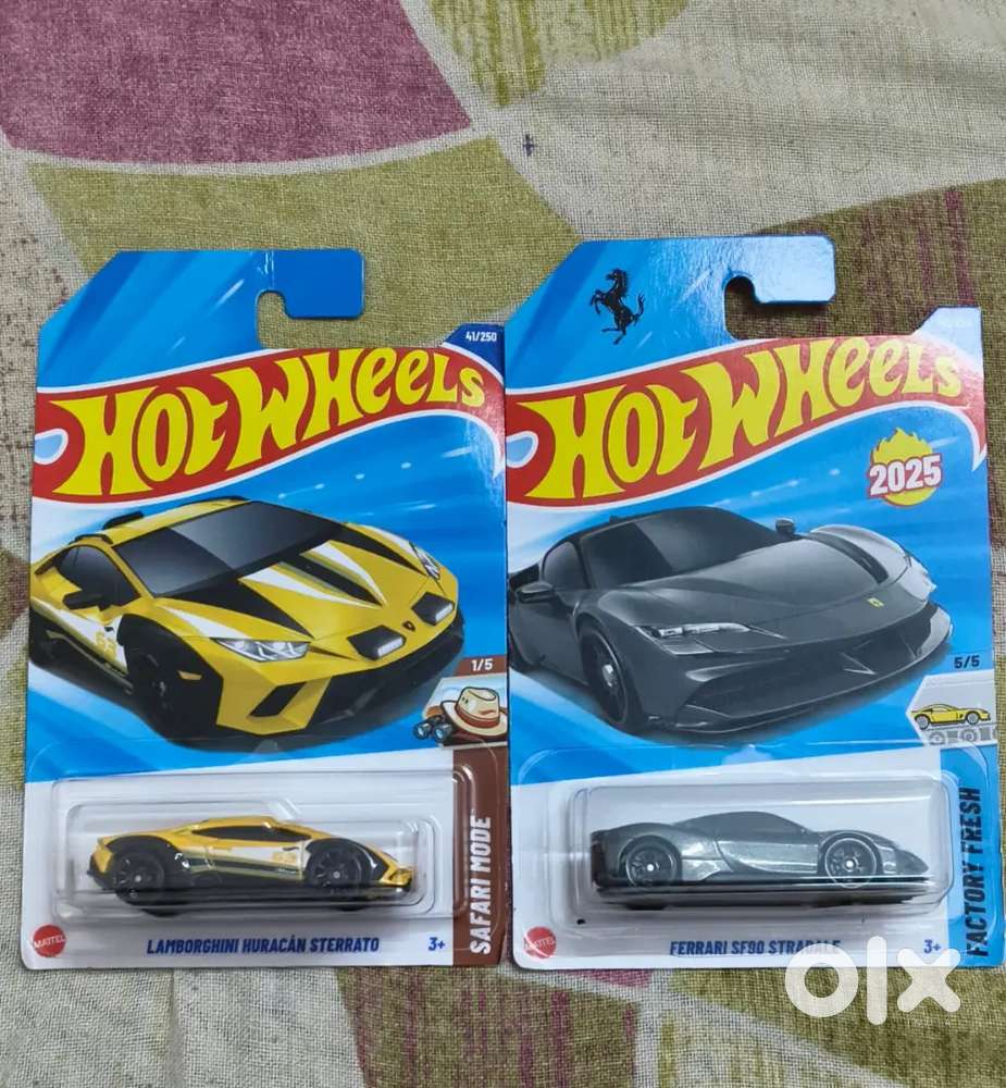 Hot wheels ferrari and Lamborghini sterrato combo