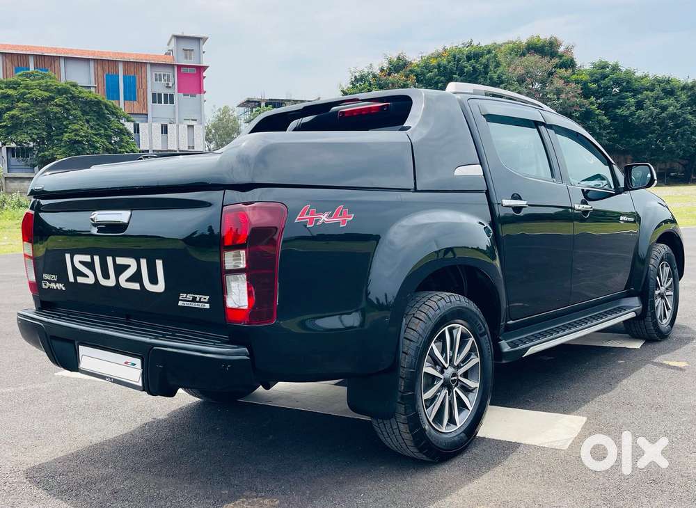 Isuzu V-Cross Z 4x4 MT, 2019, Diesel