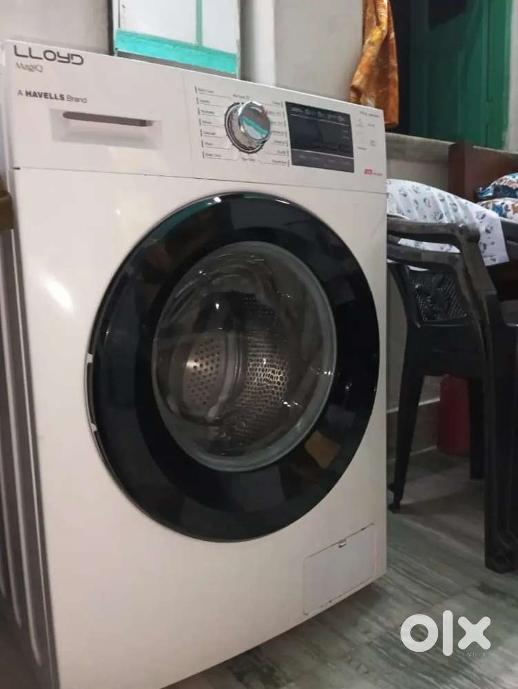 Lloyd front load washing machine