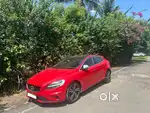 Quick Sale - Well maintained Oct 2018 Volvo V40 Diesel